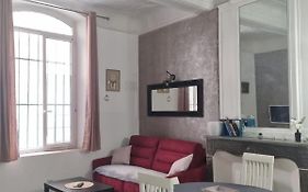 Studio le RED SOFA, cœur de ville
